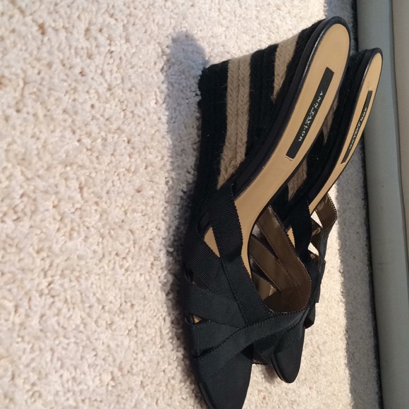 Ann Taylor wedge sandal - Picture 2 of 3